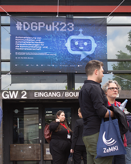 In den Jahren 2009 und 2023 lud das ZeMKI zur DGPuK-Jahrestagung nach Bremen.